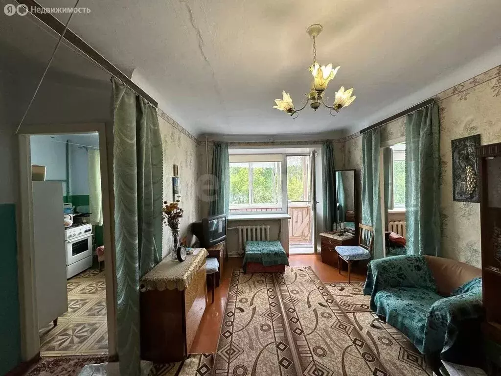 2-комнатная квартира: Ирбит, улица Свердлова, 15 (42 м) - Фото 1