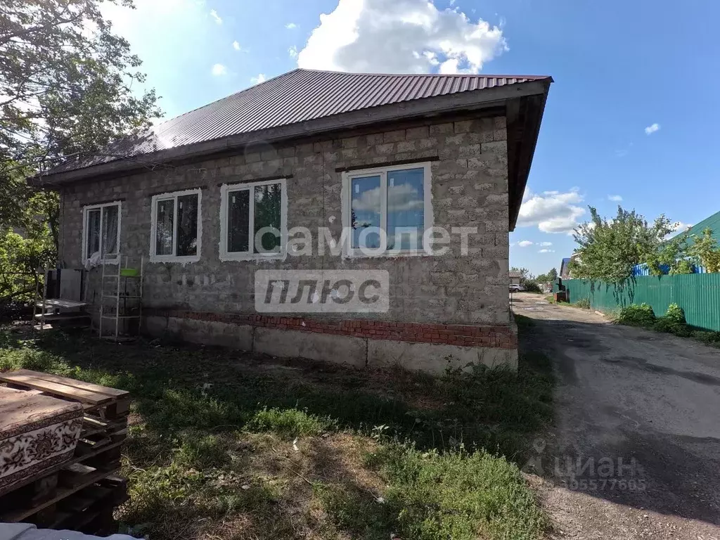 Дом в Белгородская область, Старооскольский городской округ, с. Озерки ... - Фото 1