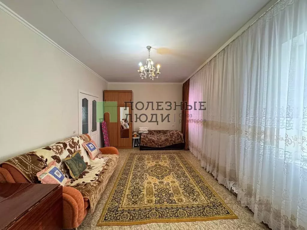 2-к кв. Астраханская область, Астрахань Белгородская ул., 1 (68.1 м) - Фото 1