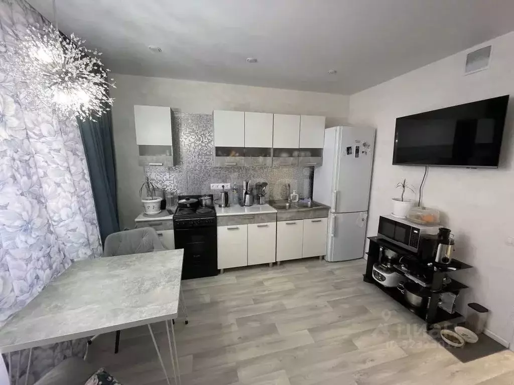 2-к кв. Владимирская область, Ковров ул. Строителей, 41/1 (59.5 м) - Фото 1