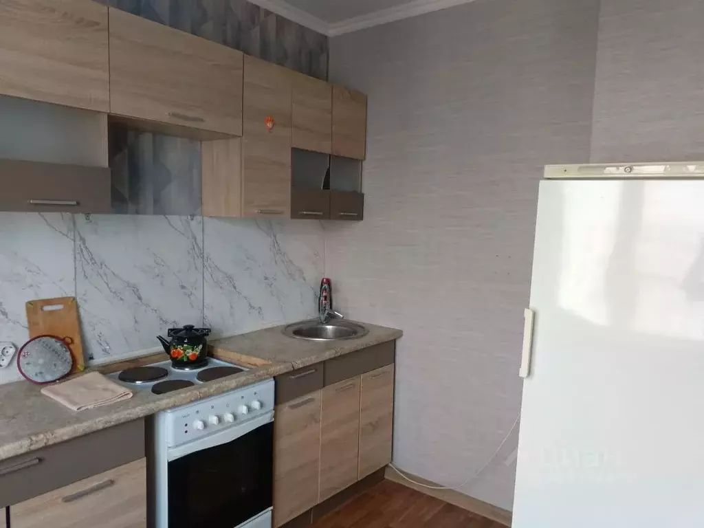 1-к кв. Курская область, Курск просп. Вячеслава Клыкова, 17 (38.0 м) - Фото 1