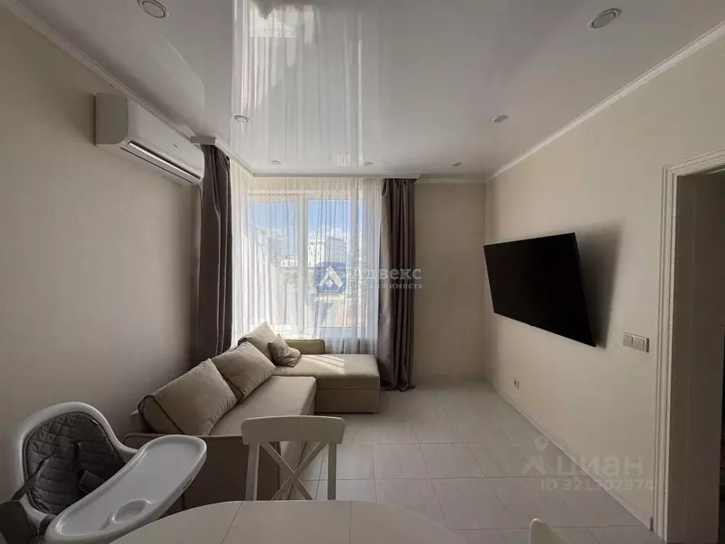 2-к кв. Тюменская область, Тюмень ул. Федюнинского, 30к1 (61.3 м) - Фото 2