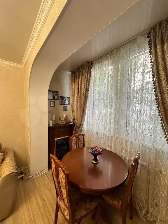 2-к. квартира, 35 м, 1/9 эт. - Фото 1