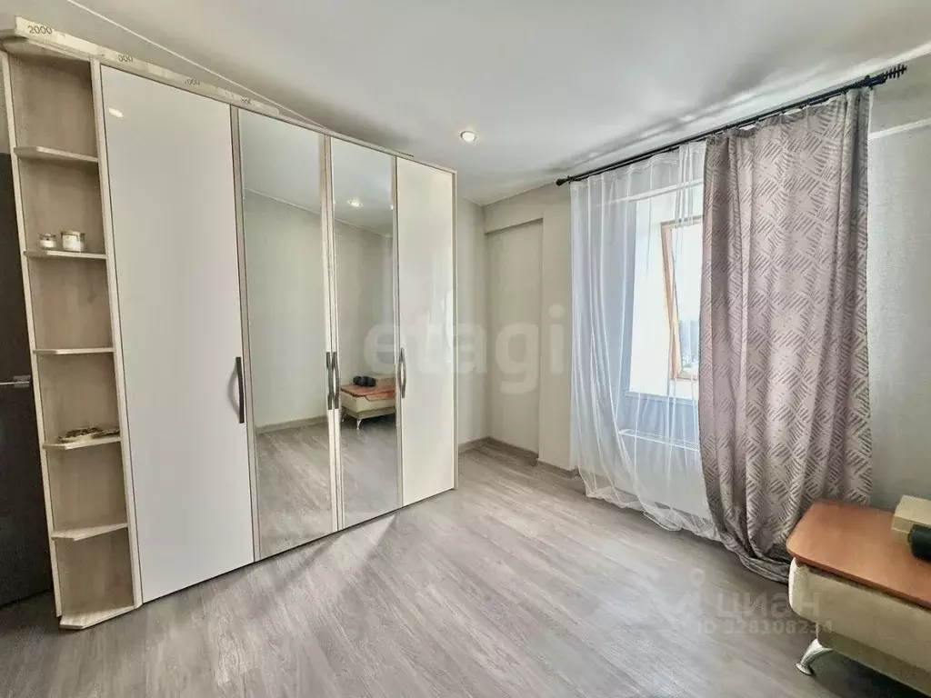 2-к кв. Московская область, Клин Клинская ул., 52к1 (46.6 м) - Фото 2