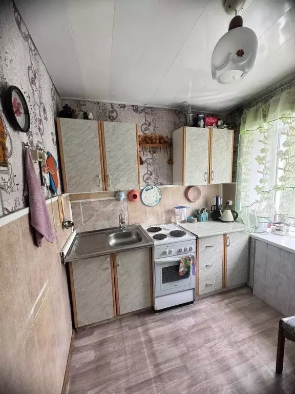 2-к кв. Кемеровская область, Анжеро-Судженск ул. Крылова, 9 (41.8 м) - Фото 1