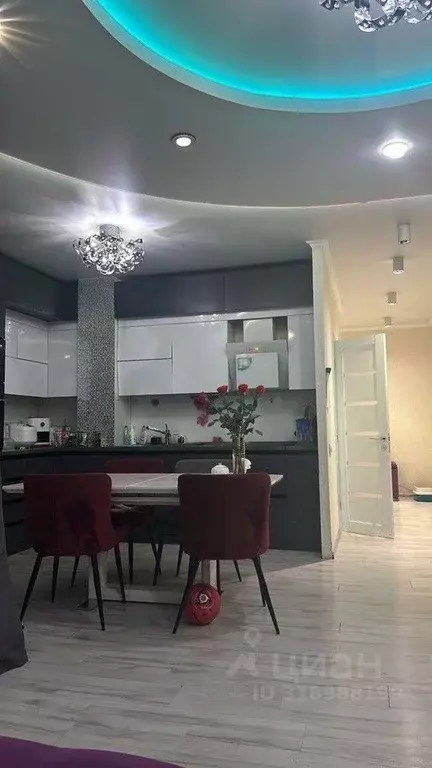 3-к кв. Хакасия, Абакан ул. Кирова, 118 (95.0 м) - Фото 0