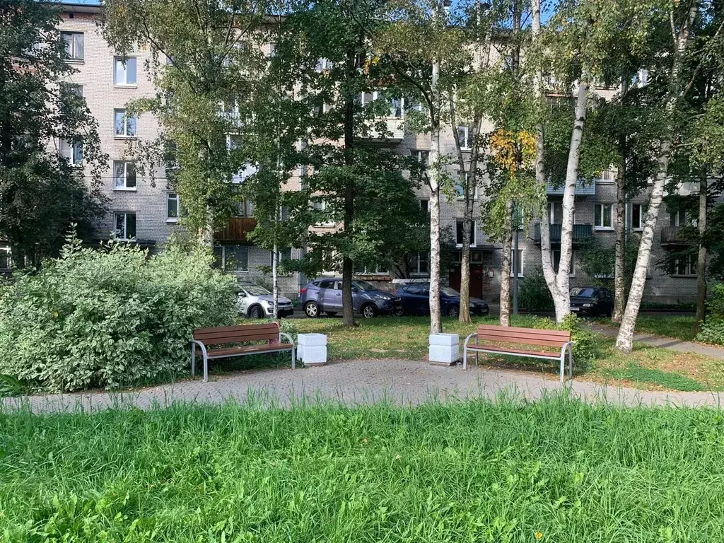 2-к кв. Санкт-Петербург, Санкт-Петербург, Петергоф Озерковая ул., 55к2 ... - Фото 1