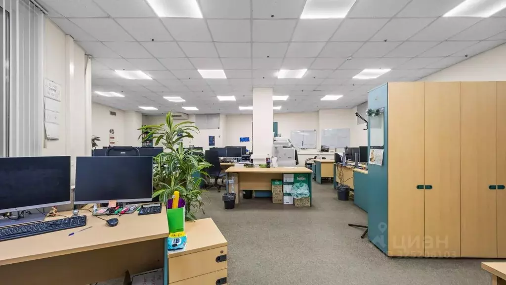 Офис в Санкт-Петербург Караванная ул., 10 (59 м) - Фото 1