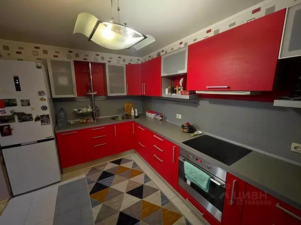 3-к кв. Белгородская область, Белгород ул. Победы, 49к3 (92.7 м) - Фото 1