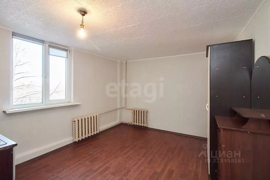 Комната Тюменская область, Тюмень ул. Республики, 218 (15.7 м) - Фото 1