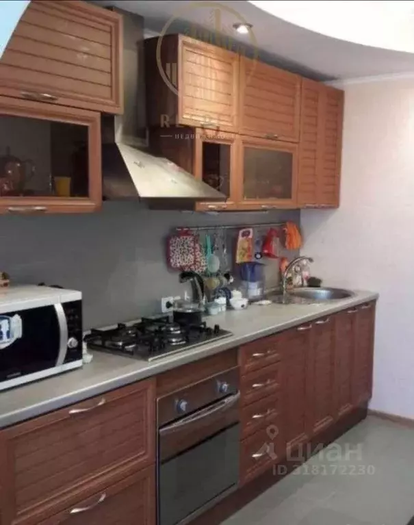1-к кв. Ставропольский край, Пятигорск ул. Бутырина, 3 (80.0 м) - Фото 1