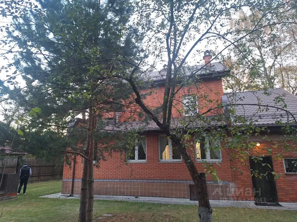 Коттедж в Московская область, Люберцы городской округ, Малаховка пгт ... - Фото 1