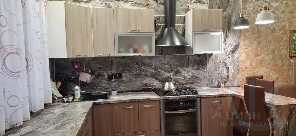 Дом в Крым, Евпатория ул. Урожайная, 65 (350 м) - Фото 1