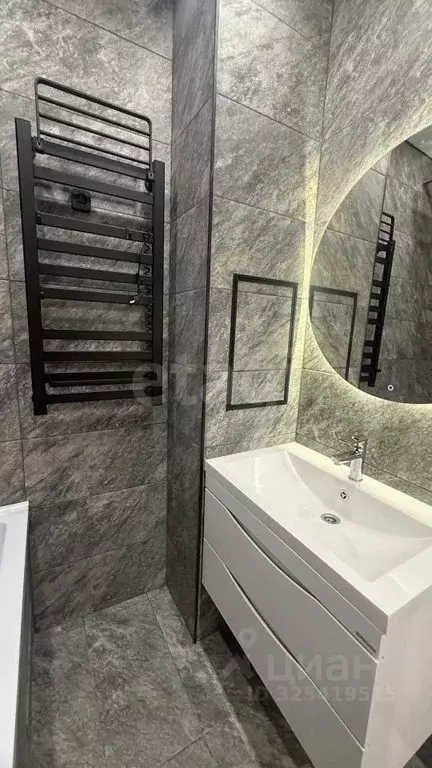 2-к кв. Астраханская область, Астрахань Звездная ул., 5к3 (49.6 м) - Фото 0