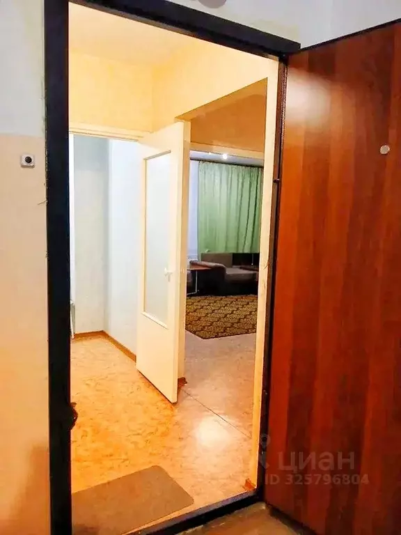 1-к кв. Омская область, Омск бул. Архитекторов, 17/1 (40.0 м) - Фото 2