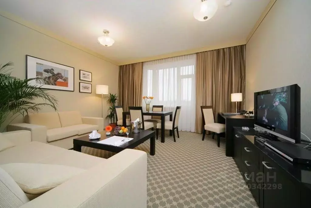 Комната Свердловская область, Екатеринбург ул. Хомякова, 14 (50.0 м) - Фото 2