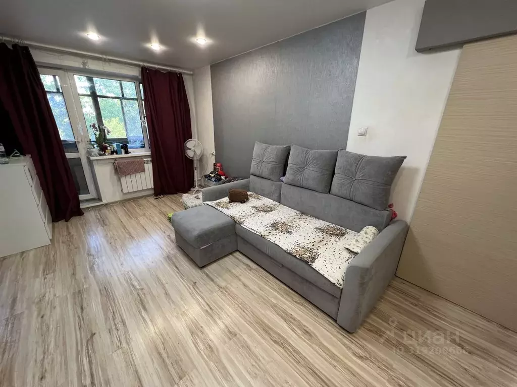 2-к кв. Иркутская область, Братск ул. Кирова, 21Б (41.0 м) - Фото 0