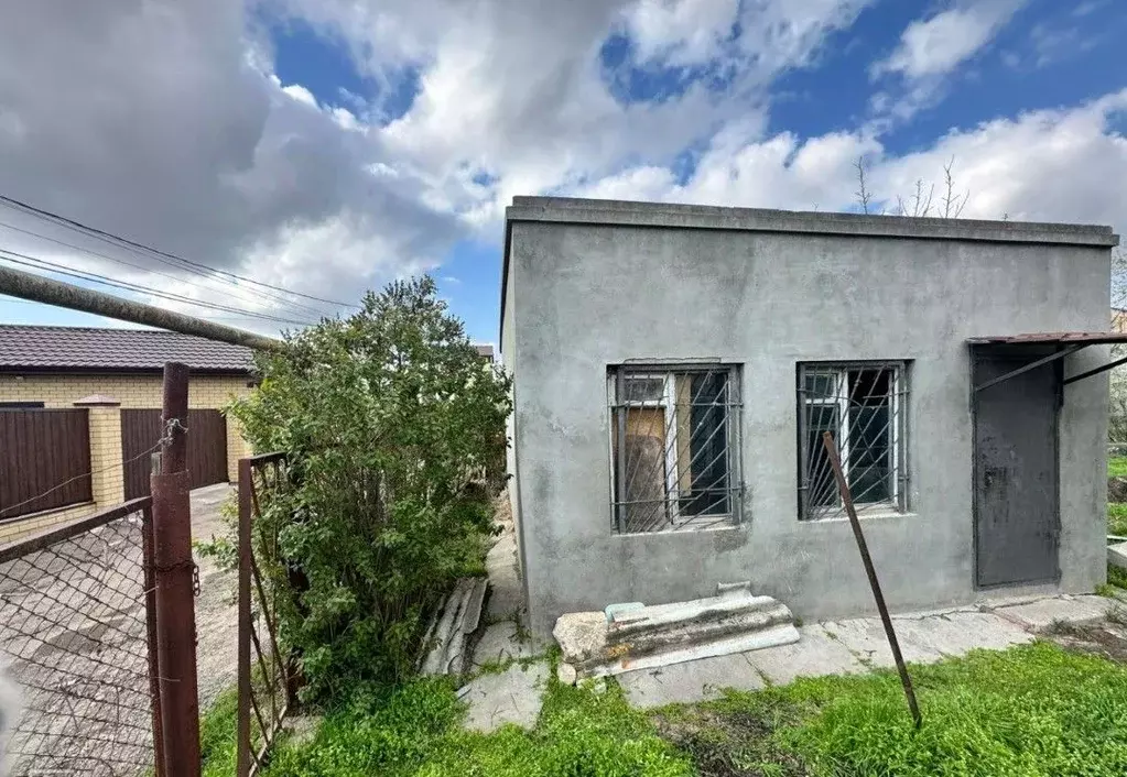 Дом в Астраханская область, Астрахань пер. 1-й Химиков (31 м) - Фото 2