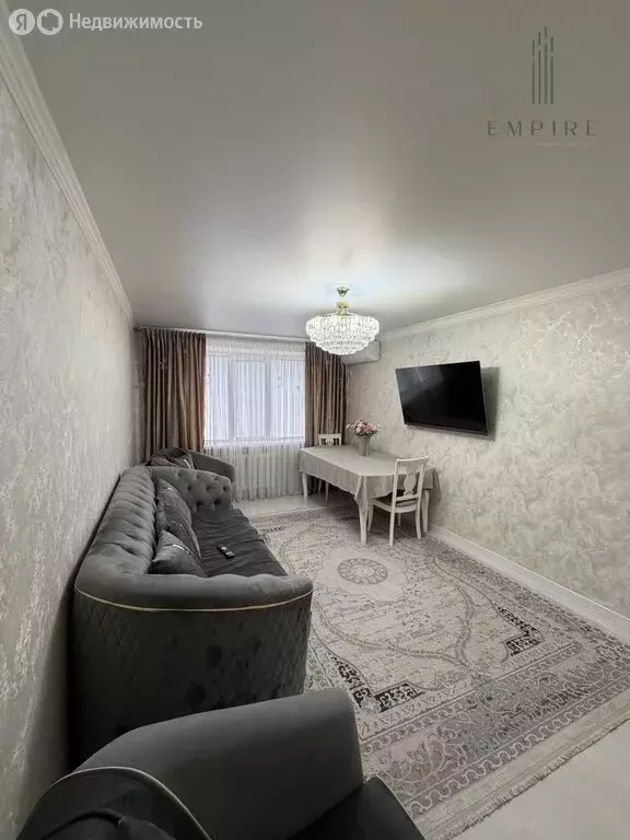 3-комнатная квартира: Грозный, Сочинская улица, 7 (72 м) - Фото 0