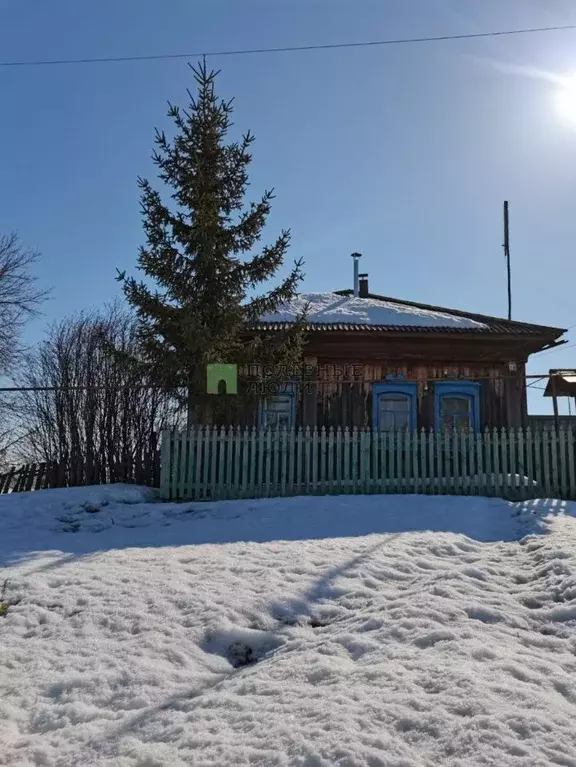 Дом в Курганская область, Каргапольский муниципальный округ, с. ... - Фото 0