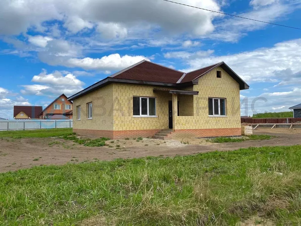 Дом в Омская область, Омский район, с. Надеждино ул. Дубовая (113 м) - Фото 0