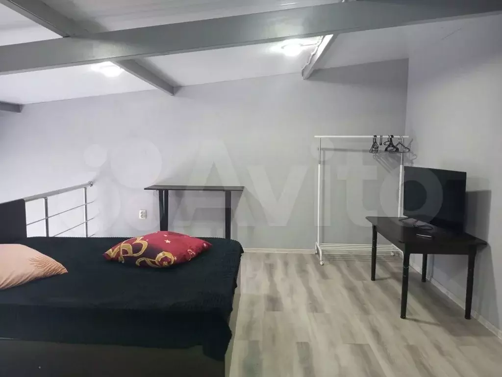 2-к. квартира, 60м, 2/2эт. - Фото 1