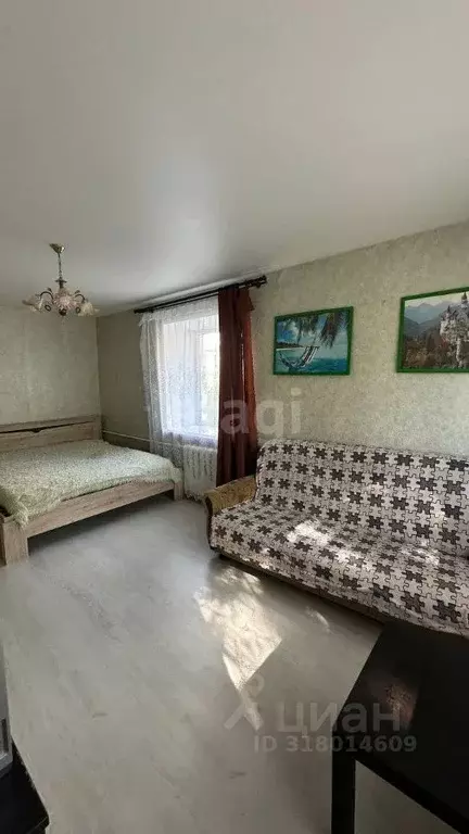 1-к кв. Свердловская область, Екатеринбург ул. Бажова, 73 (30.3 м) - Фото 0