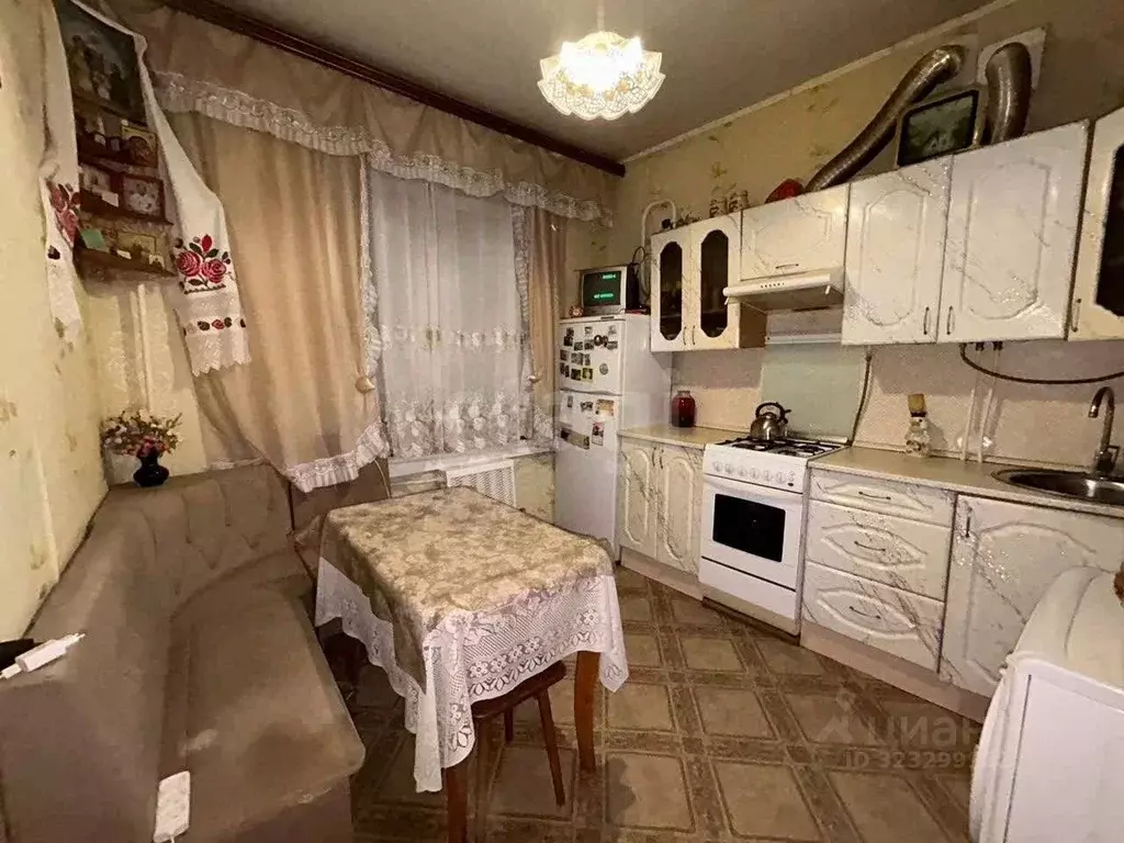 2-к кв. Калужская область, Калуга ш. Грабцевское, 35 (50.1 м) - Фото 1