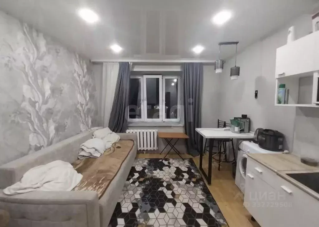 Комната Тюменская область, Тюмень Волгоградская ул., 70 (13.0 м) - Фото 1