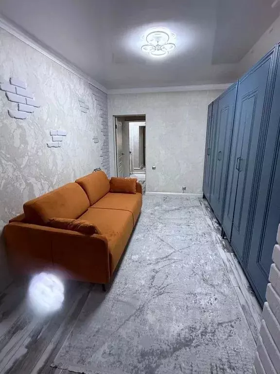 2-к кв. Кабардино-Балкария, Нальчик ул. Байсултанова, 35А (75.0 м) - Фото 1