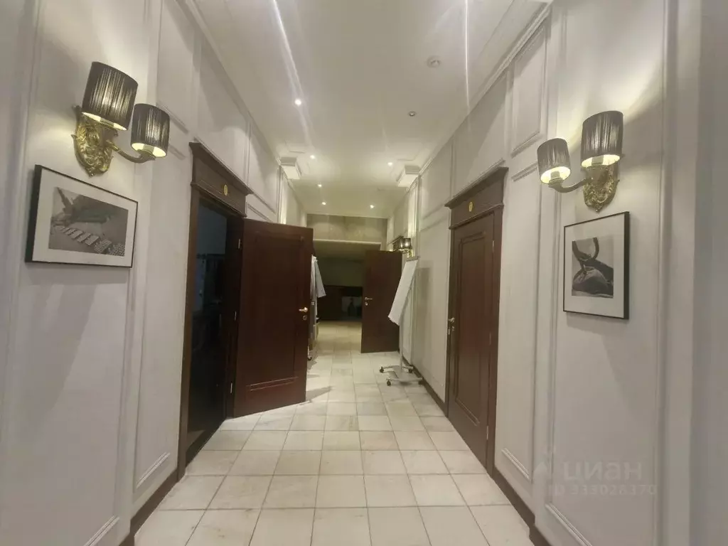 Помещение свободного назначения в Москва Кутузовский просп., 21 (1200 ... - Фото 1