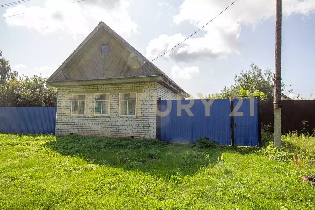 Дом в Ульяновская область, Чердаклинское городское поселение, с. ... - Фото 0