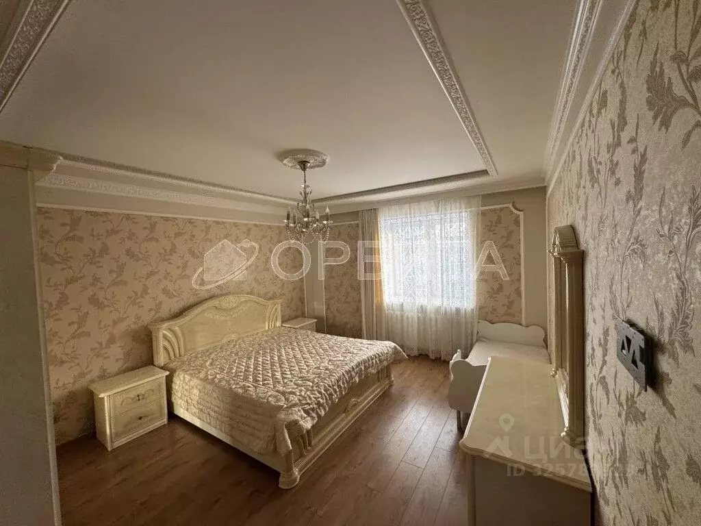 3-к кв. Тюменская область, Тюмень ул. Василия Гольцова, 22 (89.3 м) - Фото 2