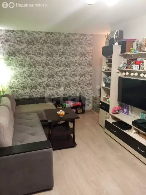 3-комнатная квартира: Кемерово, улица Гагарина, 155 (57 м) - Фото 2