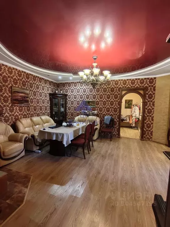 Дом в Ростовская область, Волгодонск Сиреневый бул. (300 м) - Фото 1