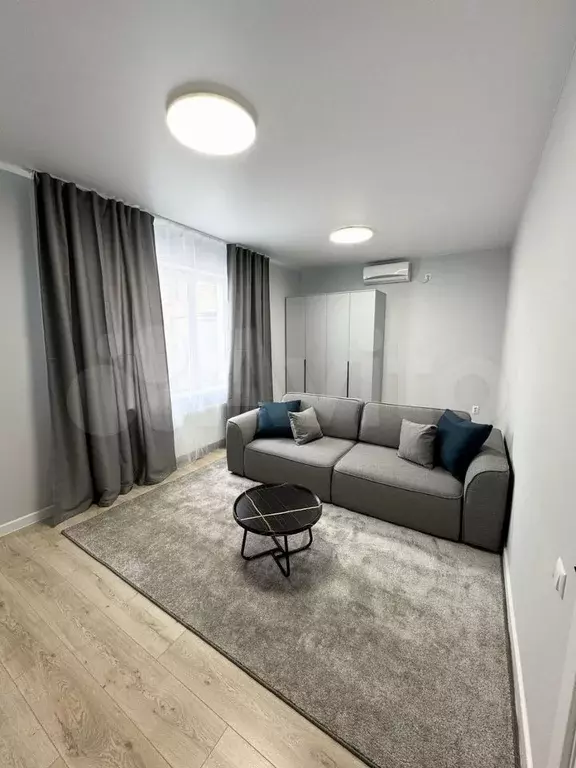 2-к. квартира, 60 м, 1/2 эт. - Фото 1