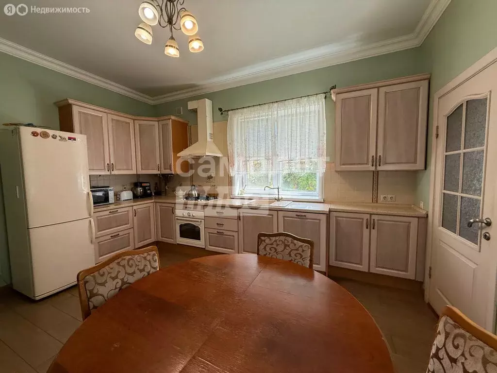 Дом в Астрахань, улица Ивана Дуденкова, 94 (172.6 м) - Фото 1