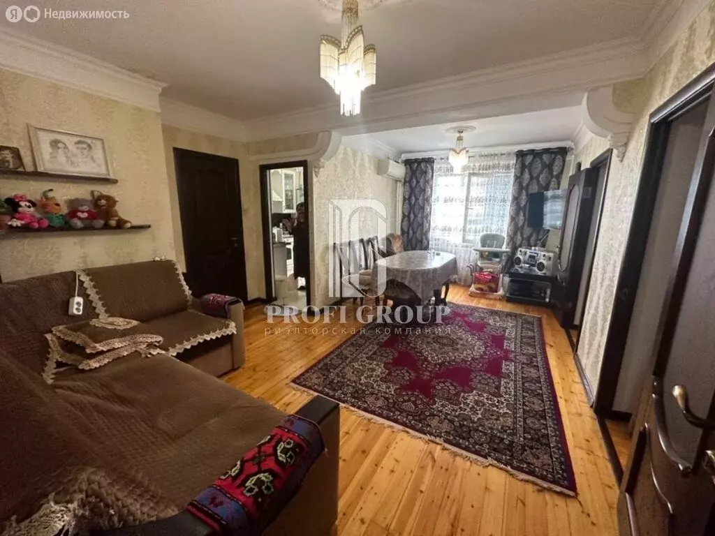 3-комнатная квартира: Каспийск, улица Ленина, 70 (90 м) - Фото 1