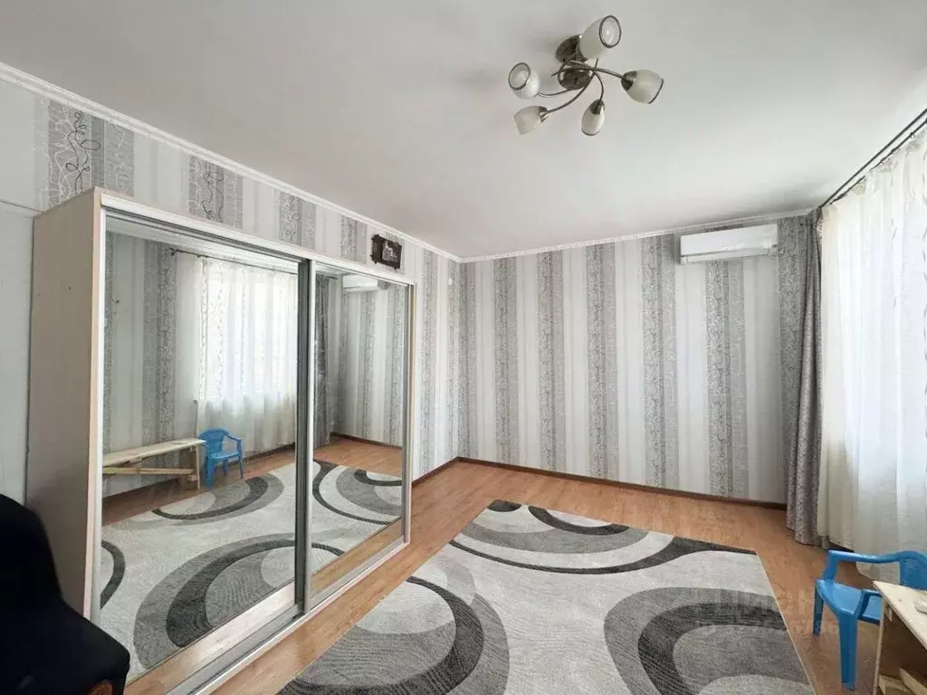 Дом в Крым, Симферопольский район, Гвардейское пгт, Гвардеец СНТ  (130 ... - Фото 1