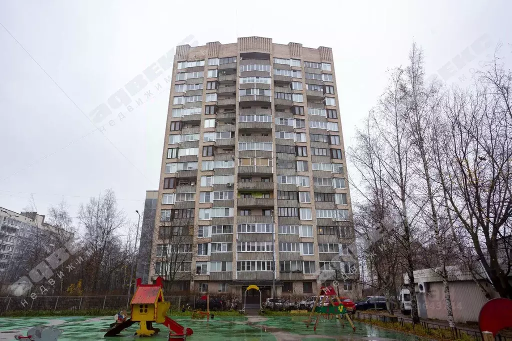 3-к кв. Санкт-Петербург просп. Луначарского, 35 (69.0 м) - Фото 1