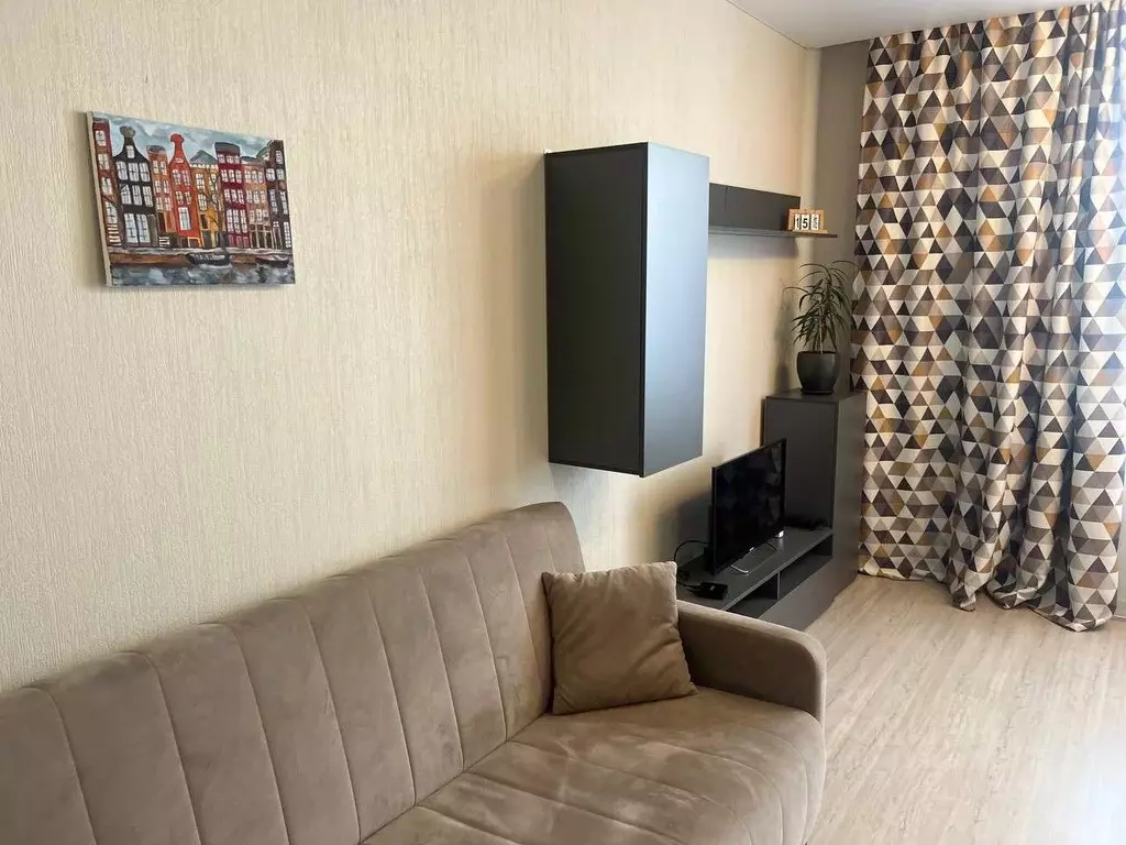 Студия Свердловская область, Екатеринбург ул. Фрунзе, 31 (32.4 м) - Фото 1