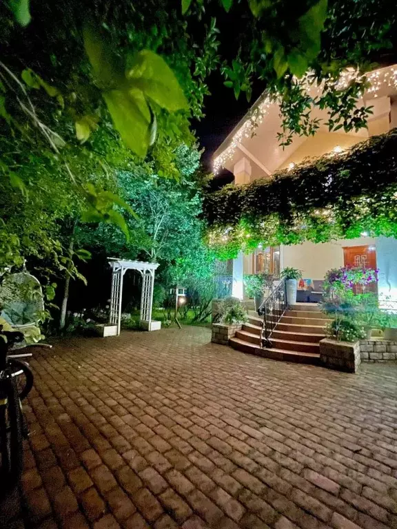 Дом в Московская область, Одинцовский городской округ, пос. Горки-10  ... - Фото 2