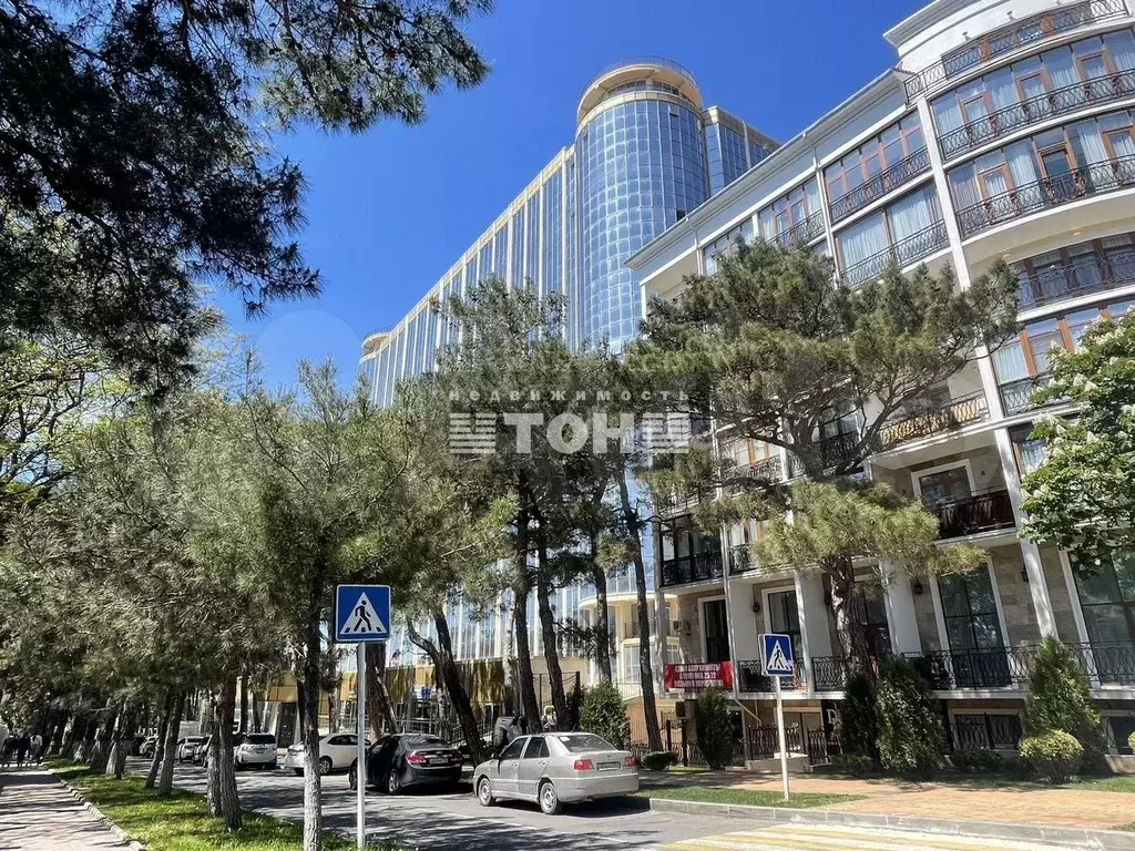 Продаётся торговое помещение в Геленджике, 51.8 кв.м - Фото 0