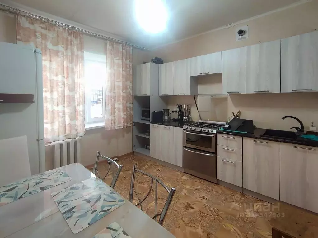 2-к кв. Ямало-Ненецкий АО, Надым Ямальская ул., 11 (60.5 м) - Фото 0