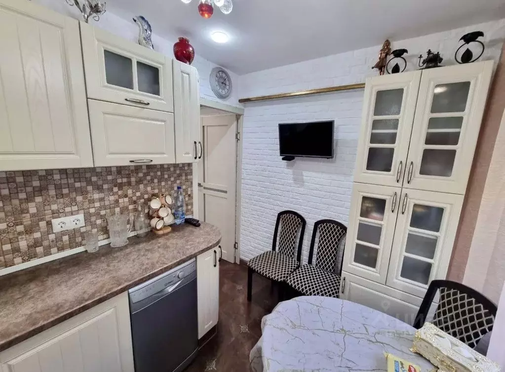 2-к кв. Краснодарский край, Сочи ул. Тимирязева, 7 (57.0 м) - Фото 1