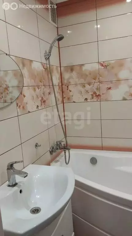 2-комнатная квартира: Курган, улица Карла Маркса, 13 (45 м) - Фото 0