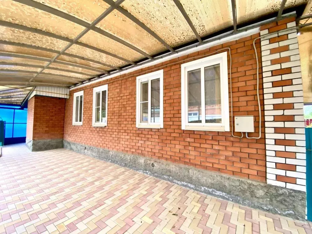 Дом в Краснодарский край, Лабинск ул. Калинина (47 м) - Фото 0