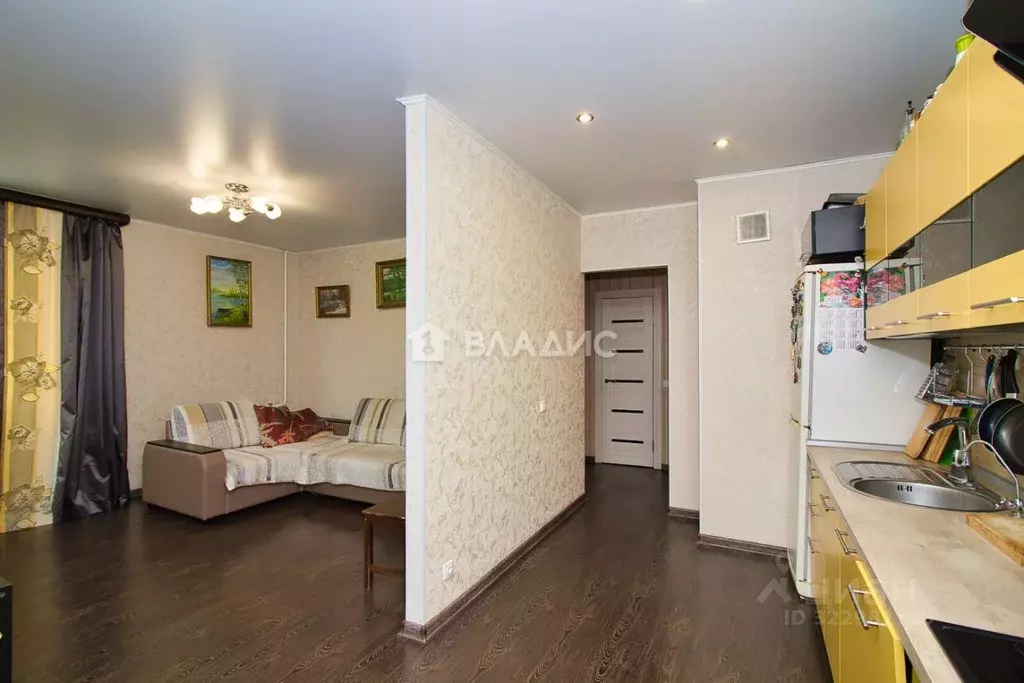 2-к кв. Владимирская область, Владимир ул. Гвардейская, 13 (56.9 м) - Фото 2