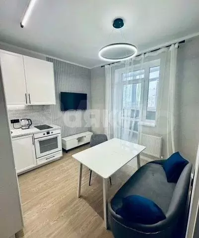 1-к. квартира, 41 м, 10/25 эт. - Фото 0