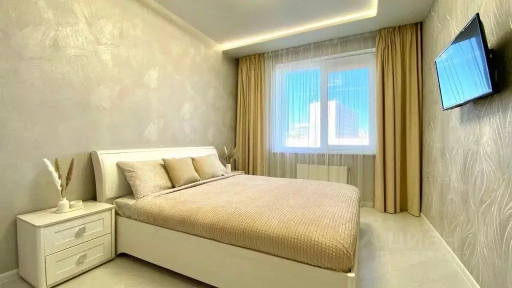 1-к кв. Татарстан, Казань Комсомольская ул., 2 (64.0 м) - Фото 1